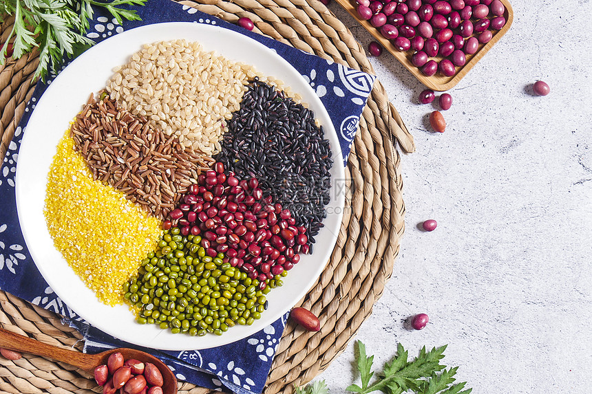  为民营经济筑牢法治防护堤