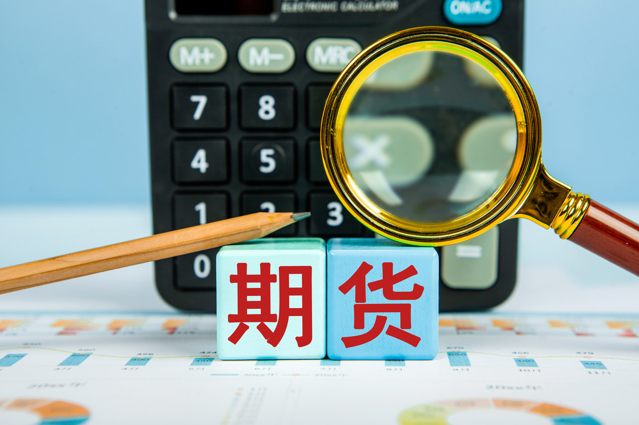 红色前哨连官兵收看九三阅兵:赓续红色血脉,争做前哨尖兵